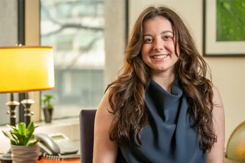 A portrait of Samantha Dreyer, Notre Dame graduate and patient advocate. 